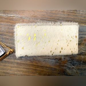 NWT Sixtease leather/cowhide wallet